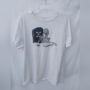 Torrid S/S Tee Size 2 White With Skeleton "Read In Peace"